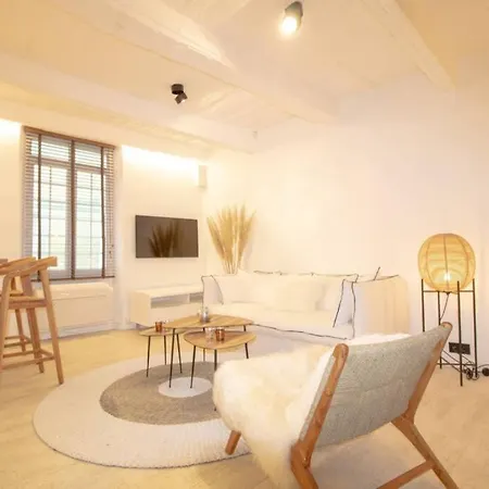 Luxueux Au Coeur Du Village Mythique